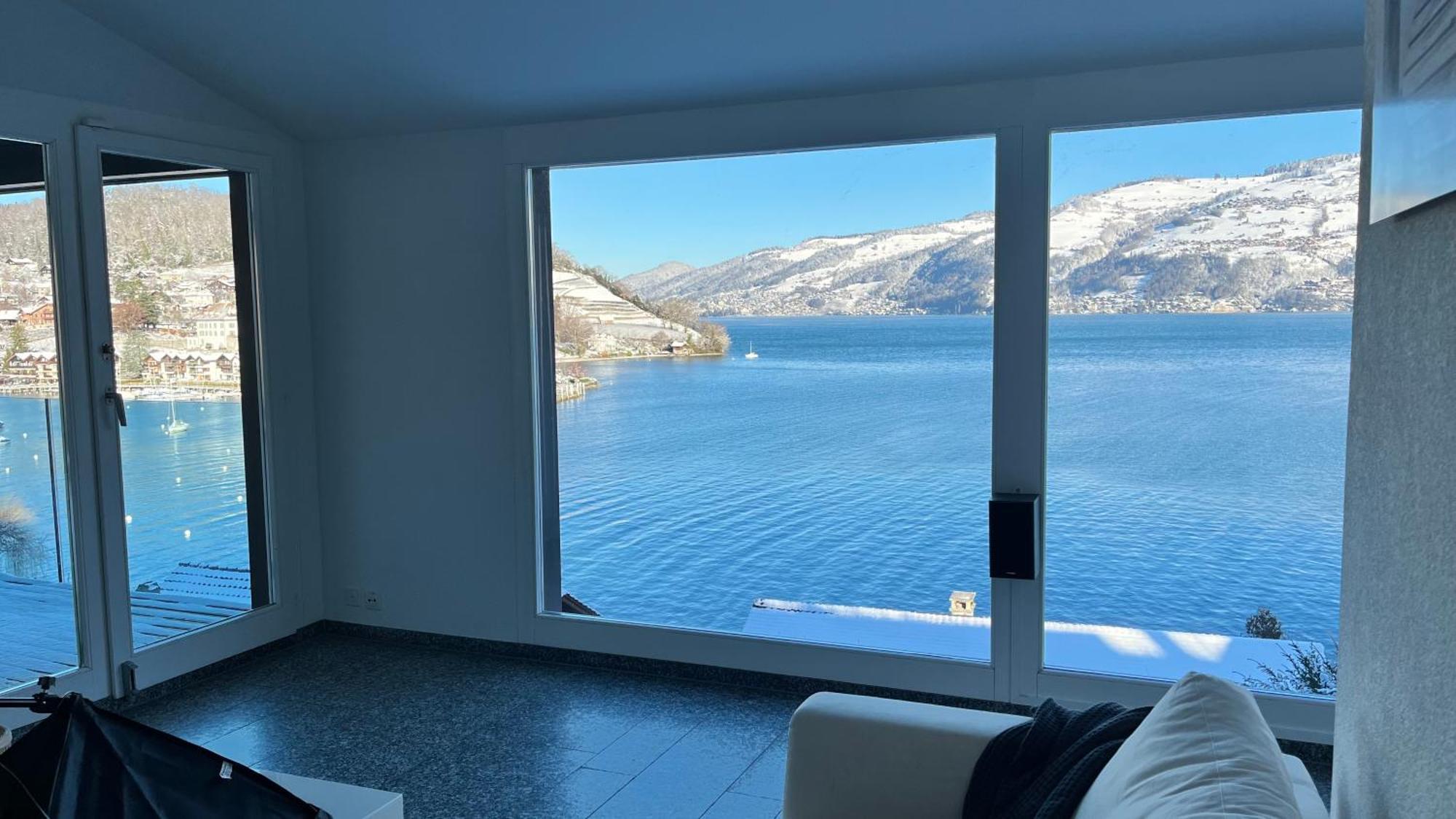 Wohnung Mit Grossartiger Seesicht Und Balkon Spiez Kültér fotó